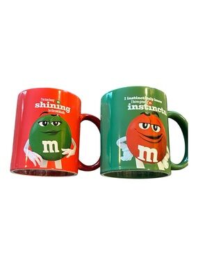 NEW M&M'S Red & Green Character Mugs Set
